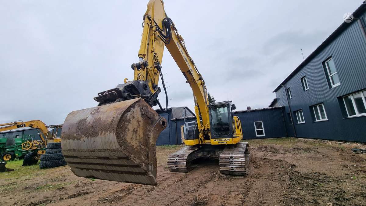 New Holland KOBELCO E235BSR-2, 3D SISTEMA, экскаваторы