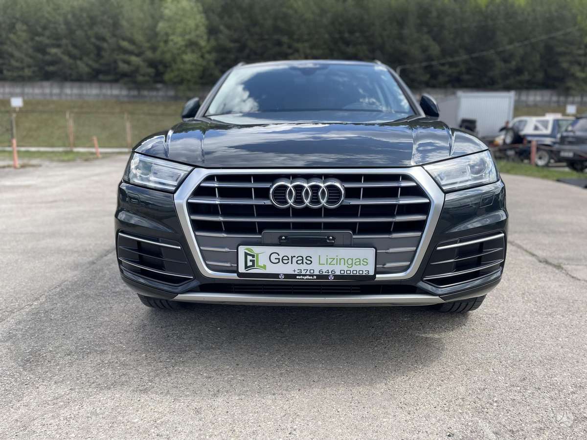 Audi Q5, 2.0 l., off-road / crossover