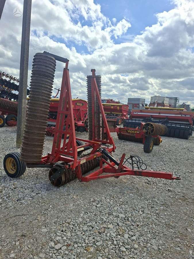 Vaderstad HV-620, compacting, leveling rollers