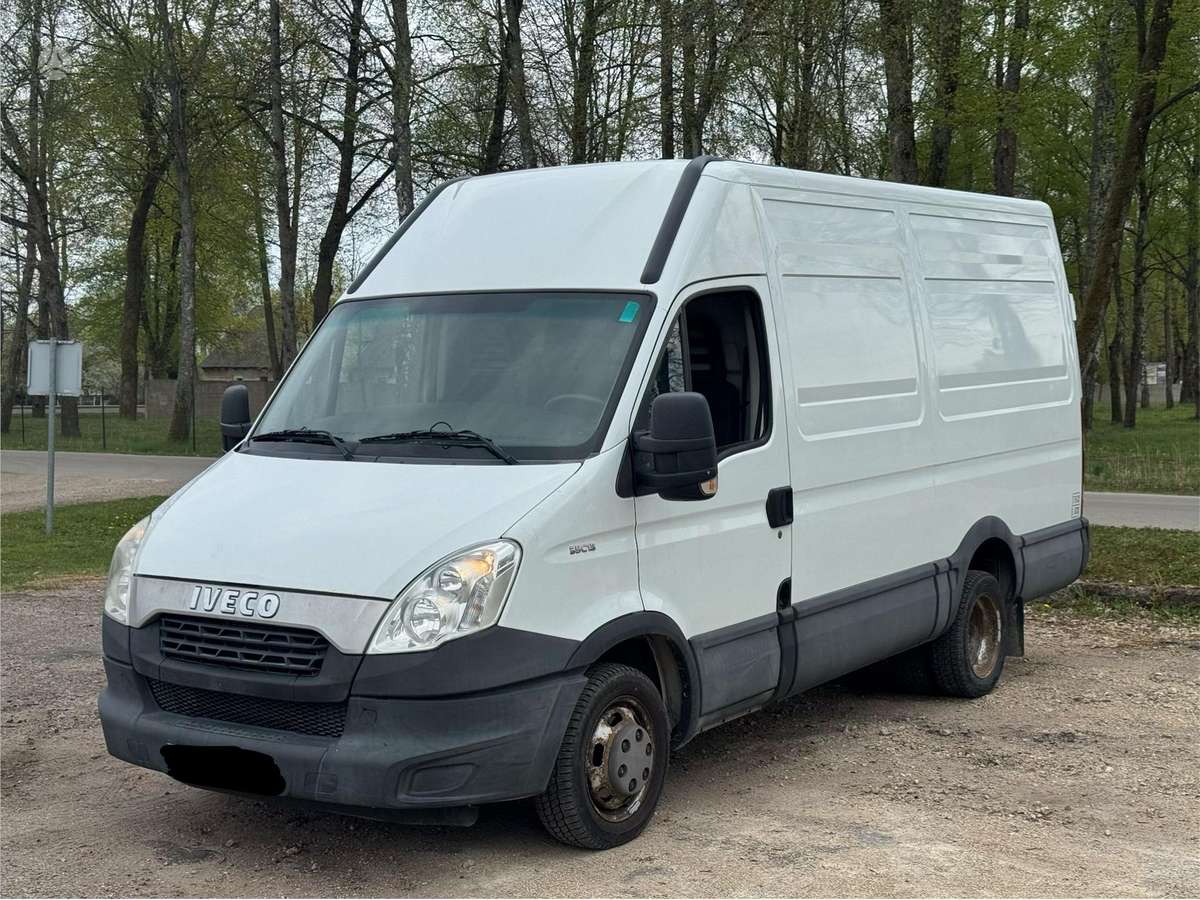 Iveco Daily, 2.3 l., cargo van