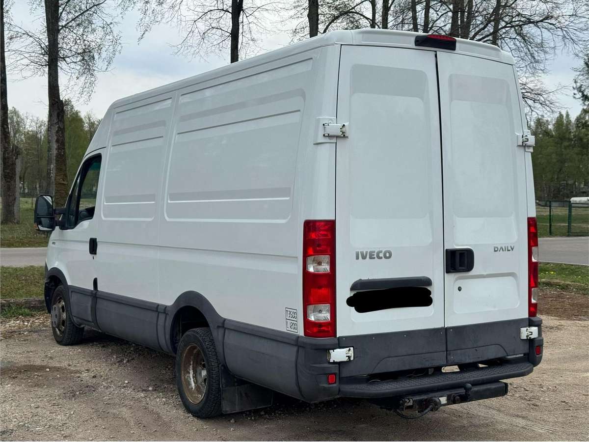 Iveco Daily, 2.3 l., cargo van
