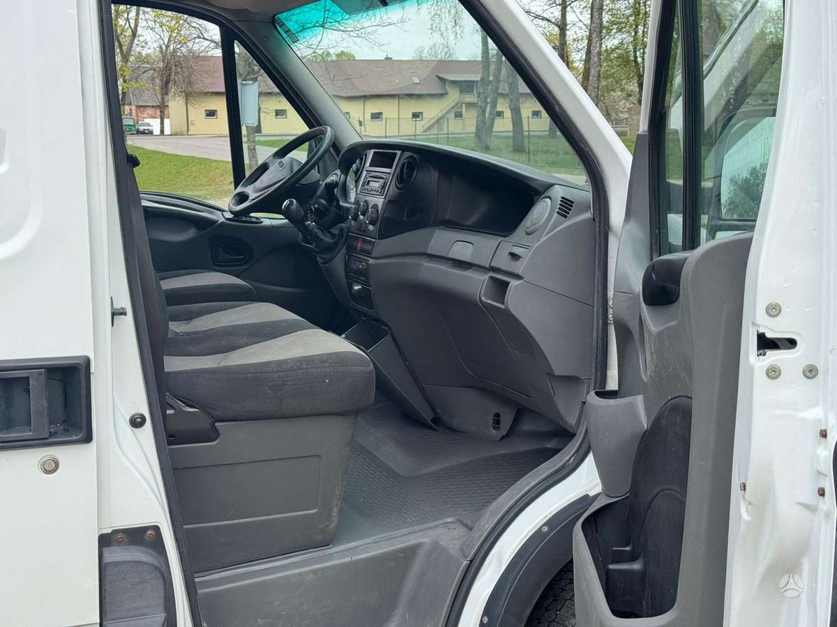 Iveco Daily, 2.3 l., cargo van