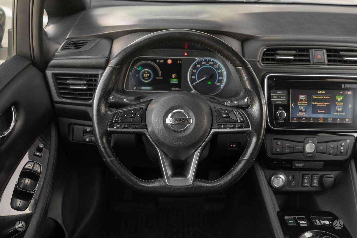 Nissan Leaf, Хэтчбек
