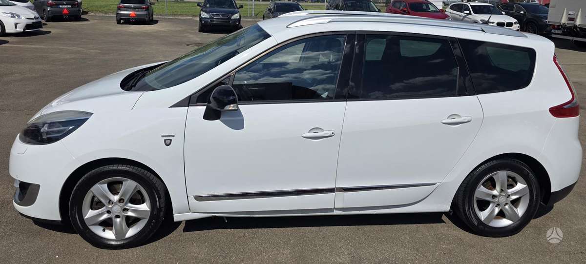 Renault Grand Scenic - 2