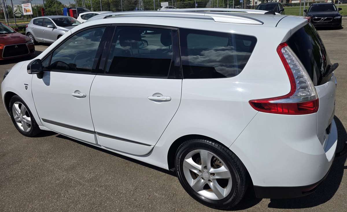 Renault Grand Scenic - 3