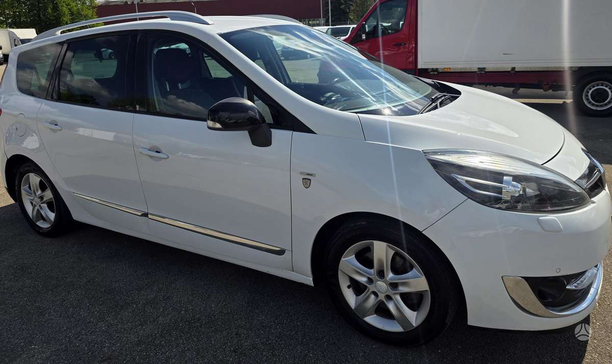 Renault Grand Scenic - 6
