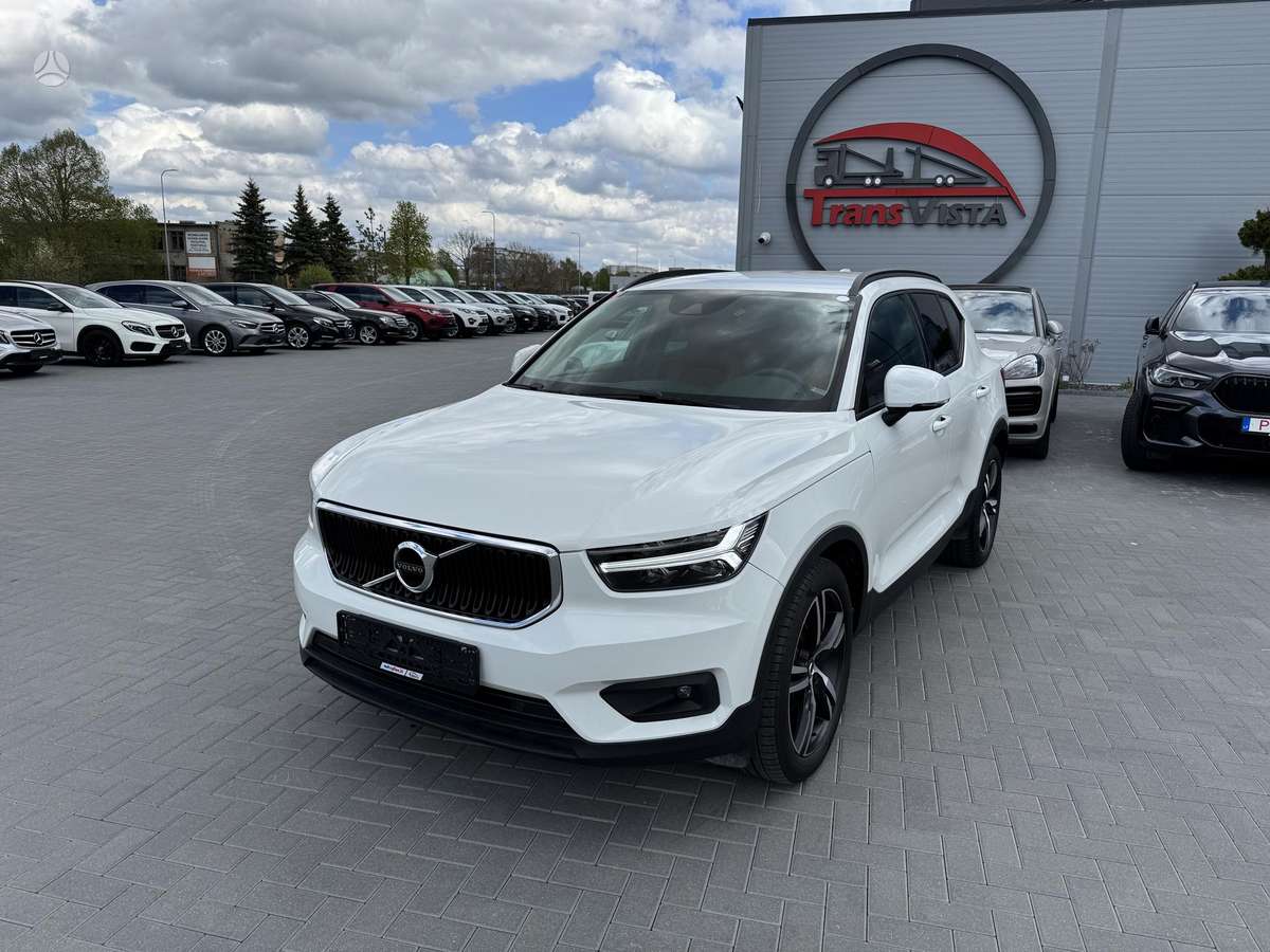 Volvo XC40 - 1