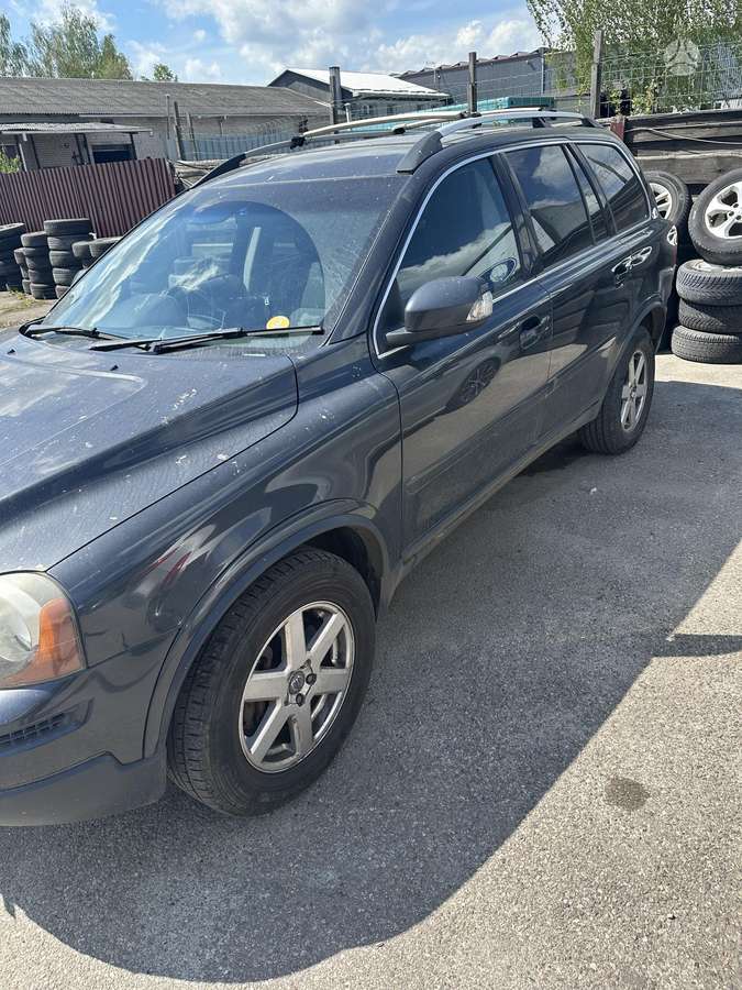 Volvo XC90 dalimis. Detaliu pristatymas