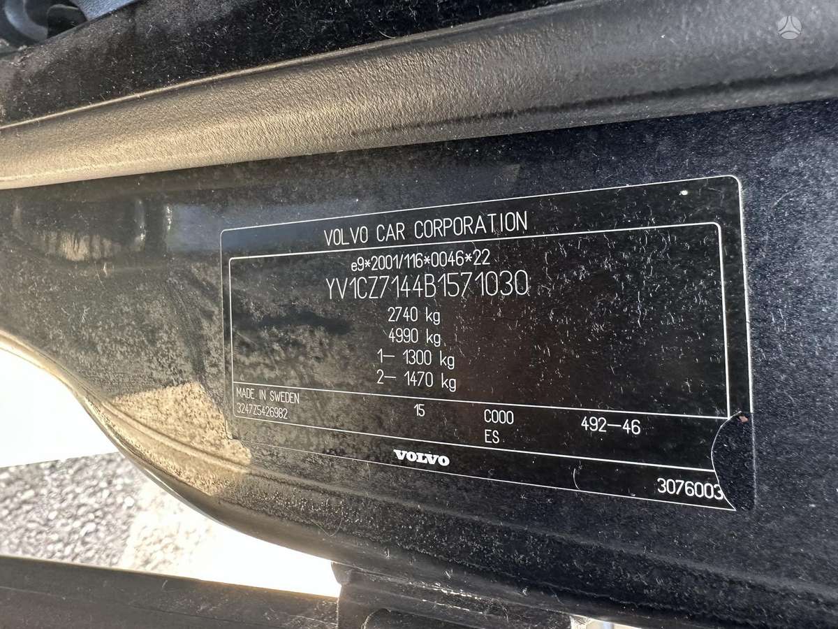 Volvo XC90 dalimis. Detaliu pristatymas