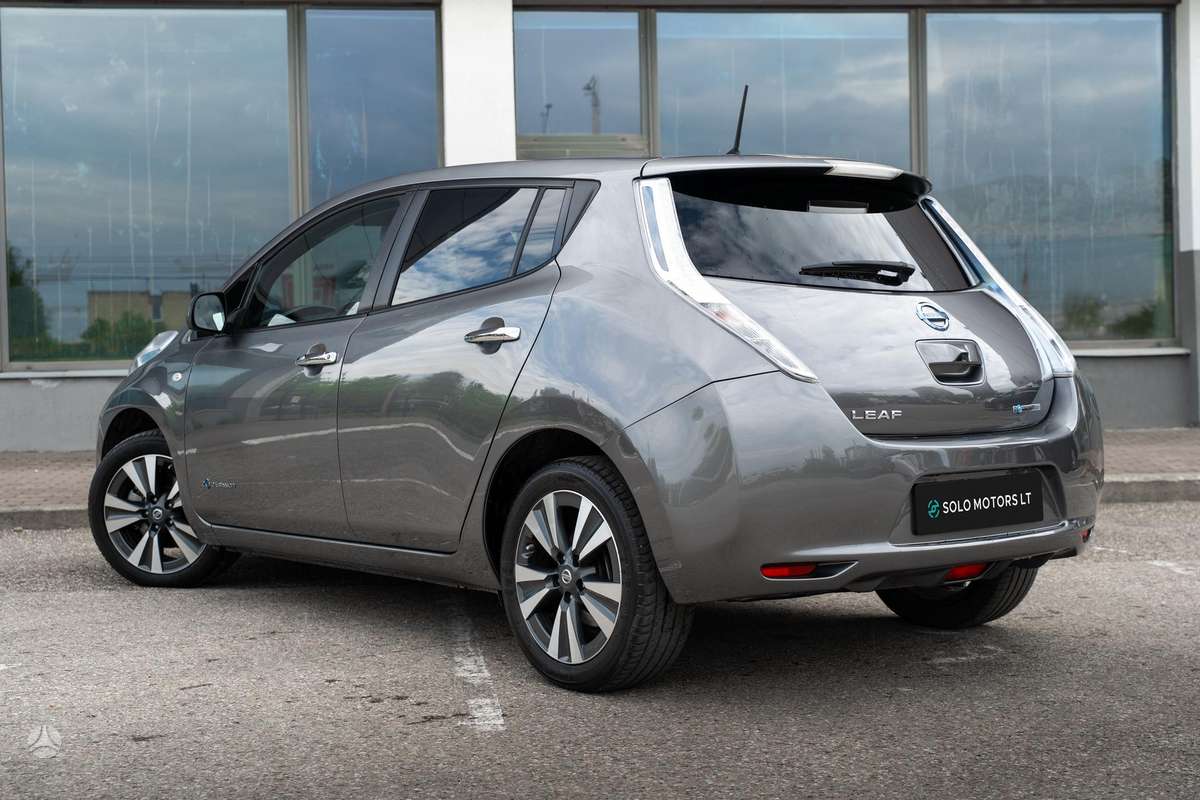 Nissan Leaf, Хэтчбек