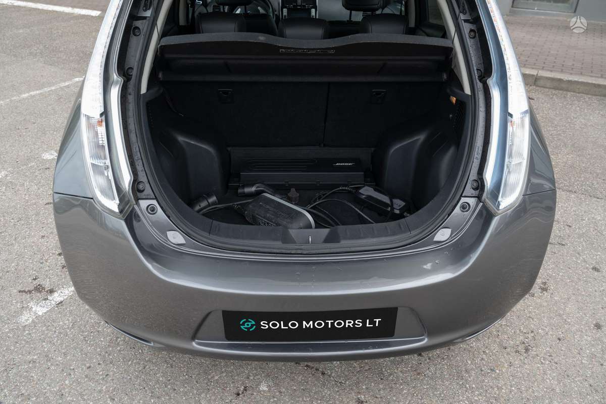 Nissan Leaf, Хэтчбек