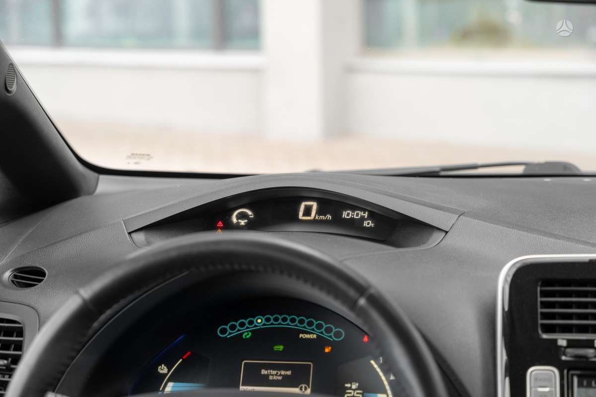 Nissan Leaf, Хэтчбек