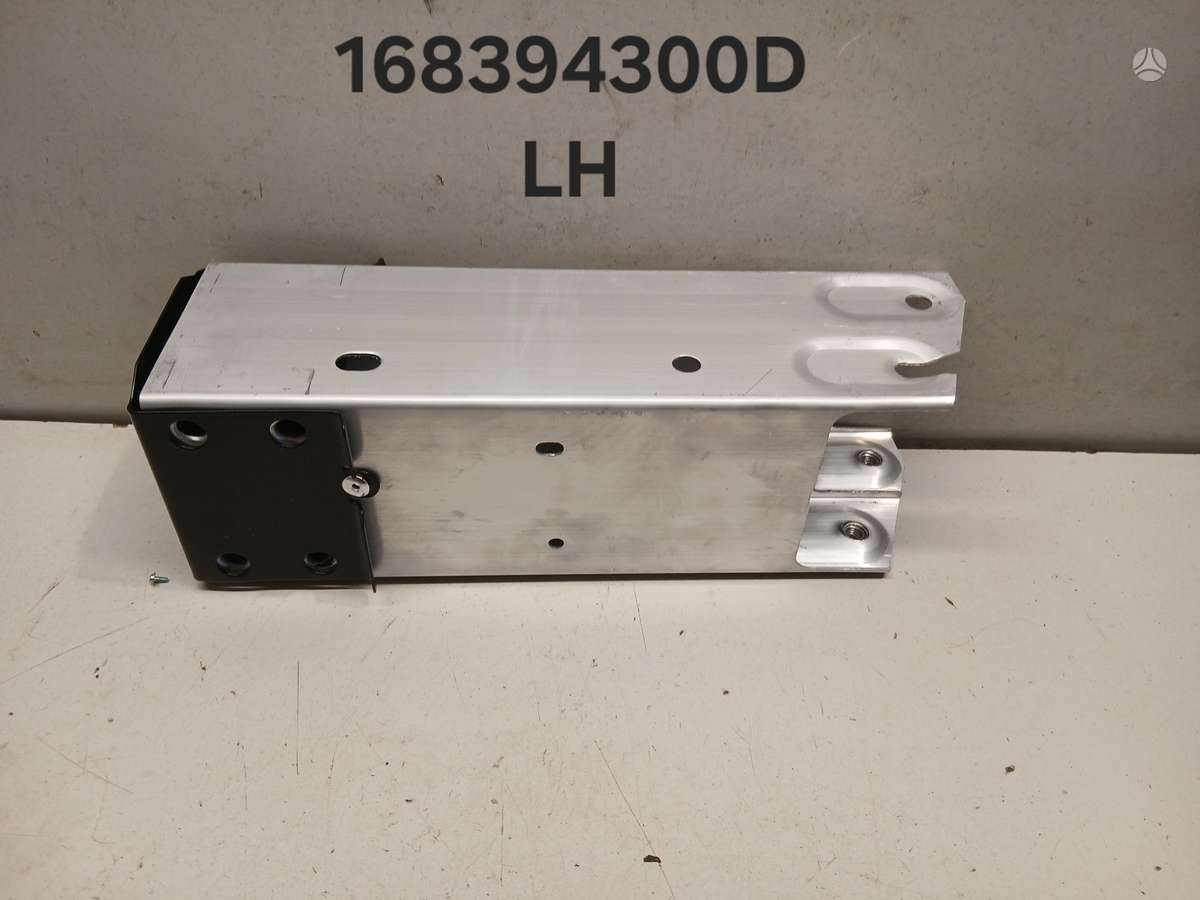 Tesla Model 3 Tesla model 3 dalys 160780800a elektrinis radiatorių vent