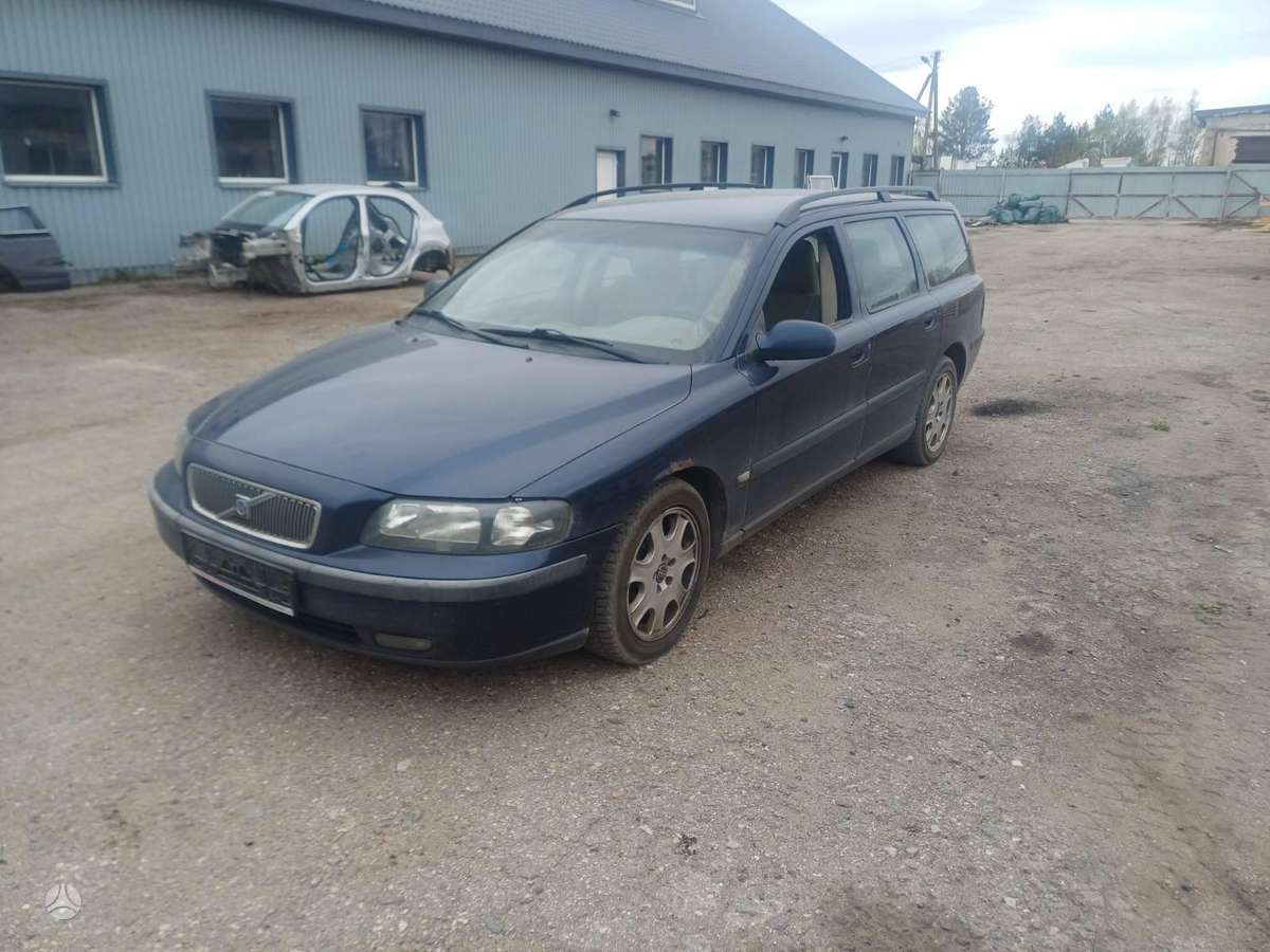 Volvo V70 по частям