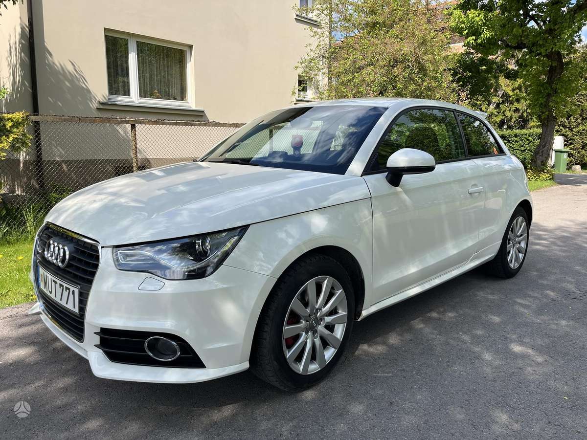 Audi A1, 1.6 l., Хэтчбек