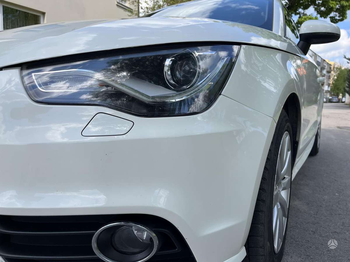 Audi A1, 1.6 l., Хэтчбек