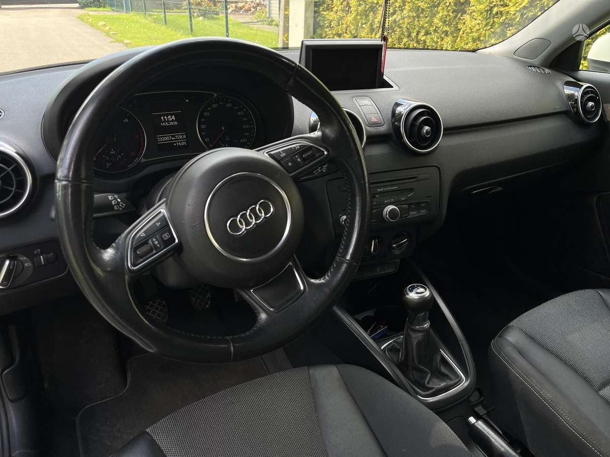 Audi A1, 1.6 l., Хэтчбек