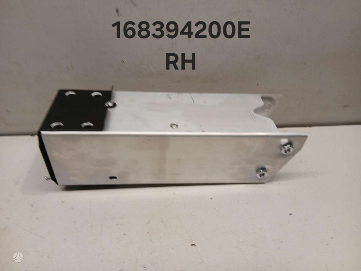 Tesla Model 3 Tesla model 3 dalys 160780800a elektrinis radiatorių vent