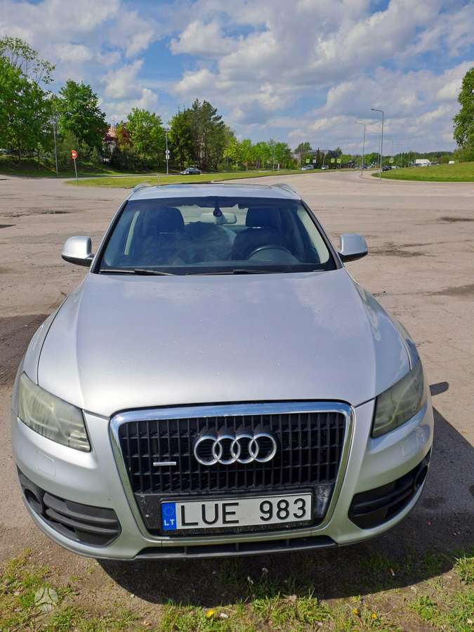 Audi Q5, 2.0 l., mpv / minivan