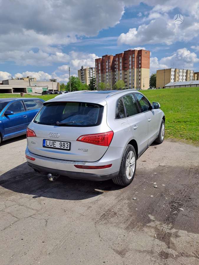 Audi Q5, 2.0 l., mpv / minivan