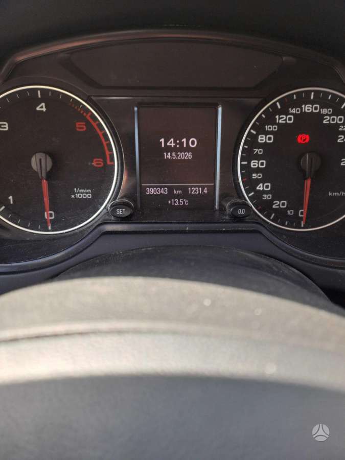 Audi Q5, 2.0 l., mpv / minivan