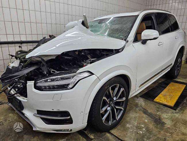 Volvo XC90 по частям