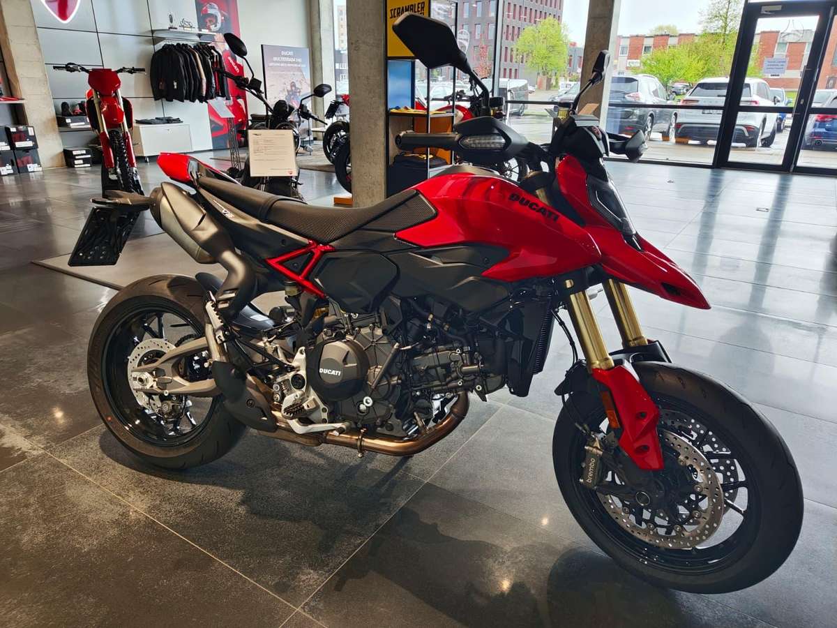Ducati Hypermotard 890cc, supermoto