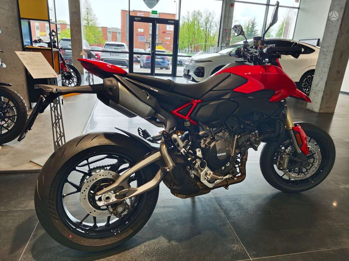 Ducati Hypermotard 890cc, supermoto