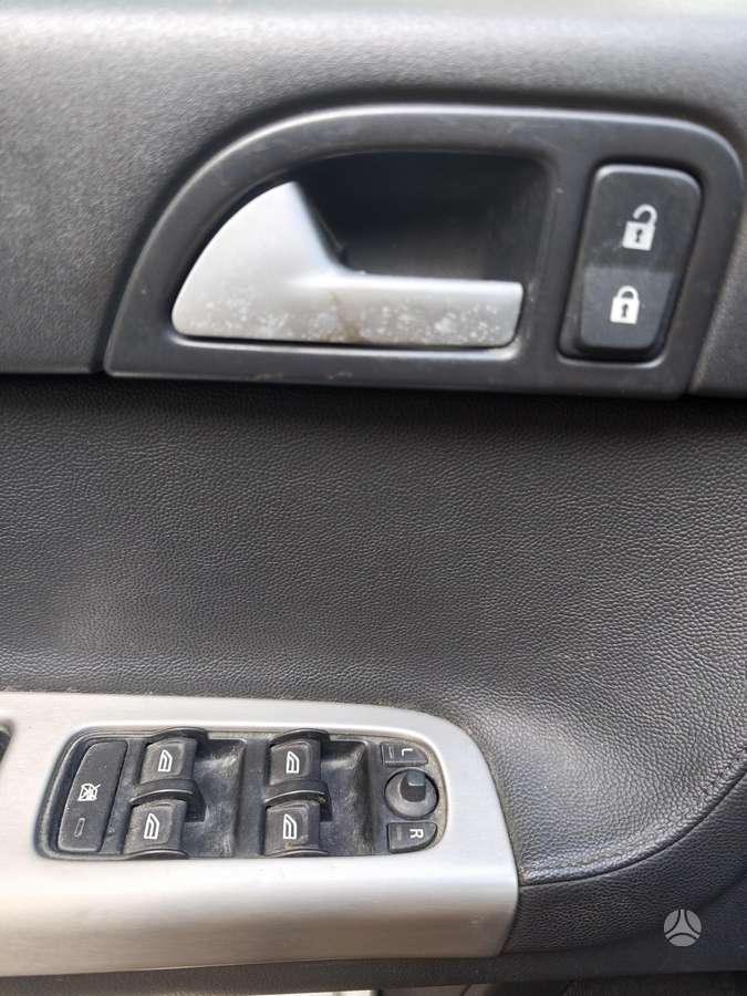 Volvo V50 - 9