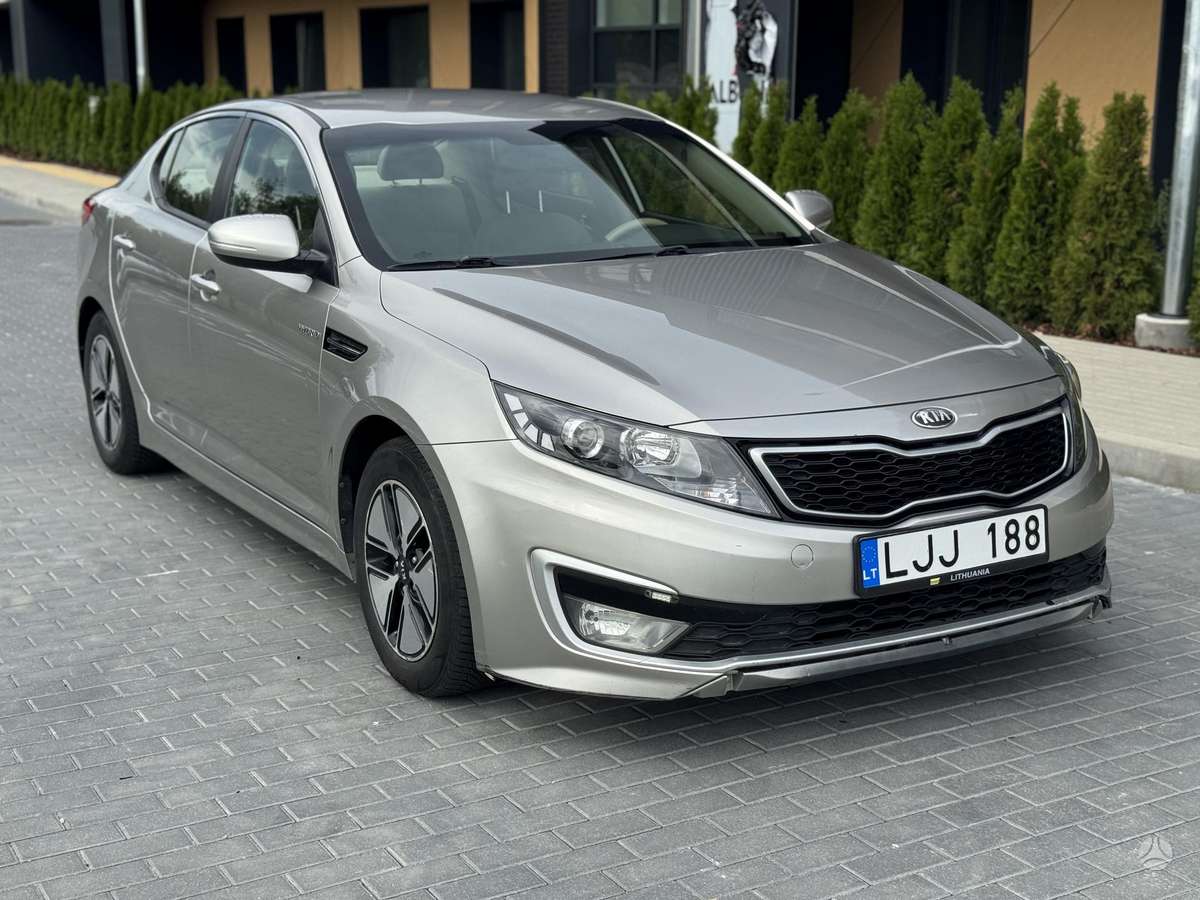 Kia Optima, 2.4 l., saloon / sedan