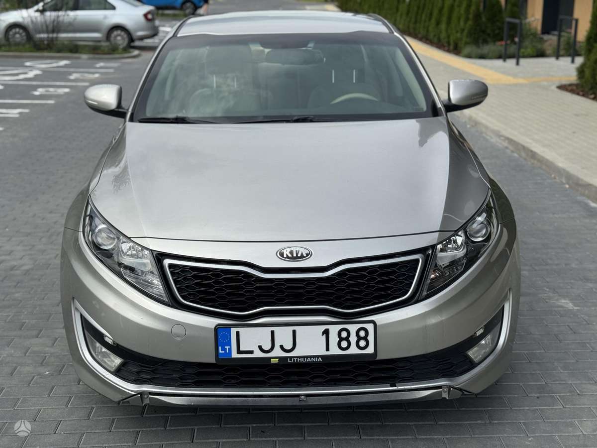 Kia Optima, 2.4 l., saloon / sedan