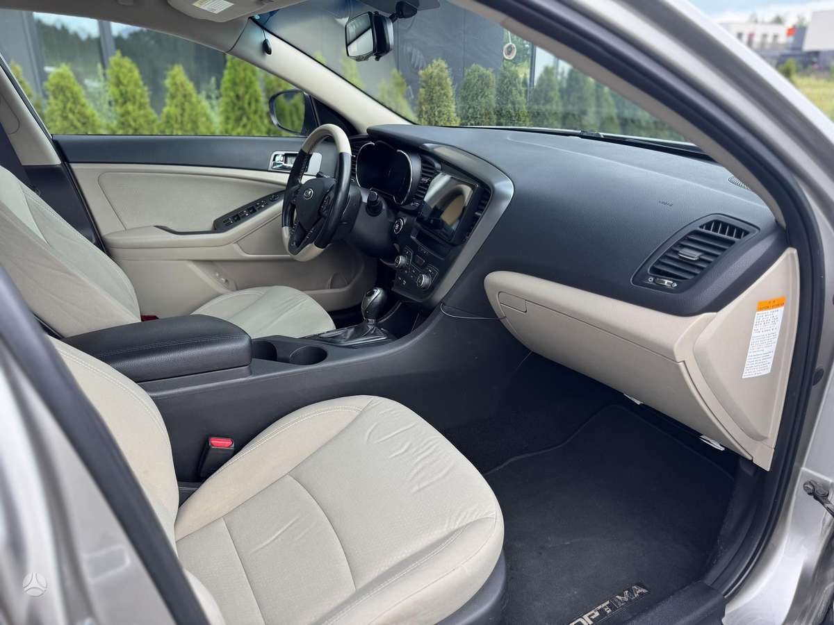 Kia Optima, 2.4 l., saloon / sedan