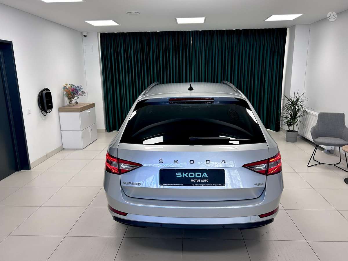 Škoda Superb - 6