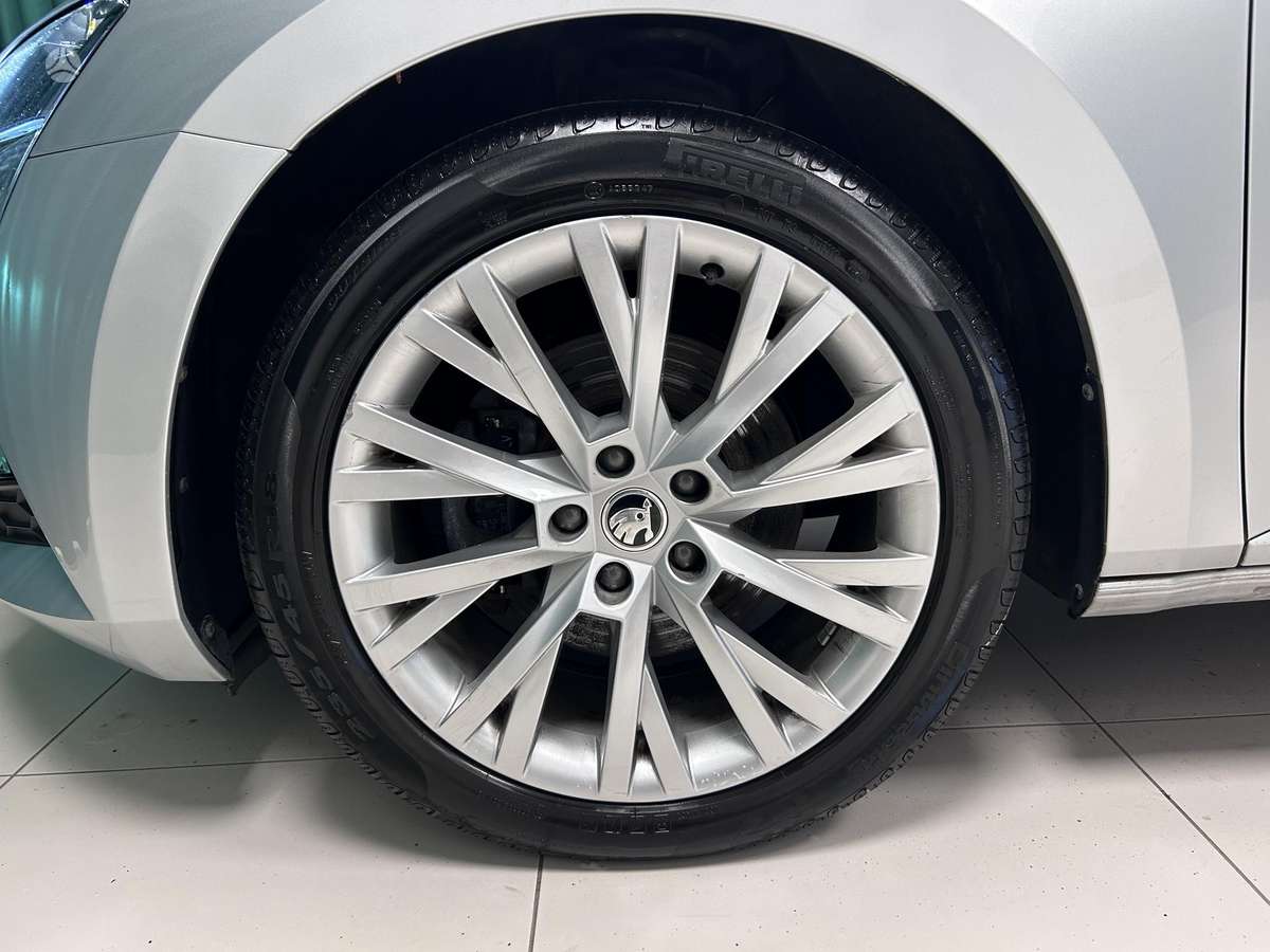 Skoda Superb, 2.0 l., Универсал