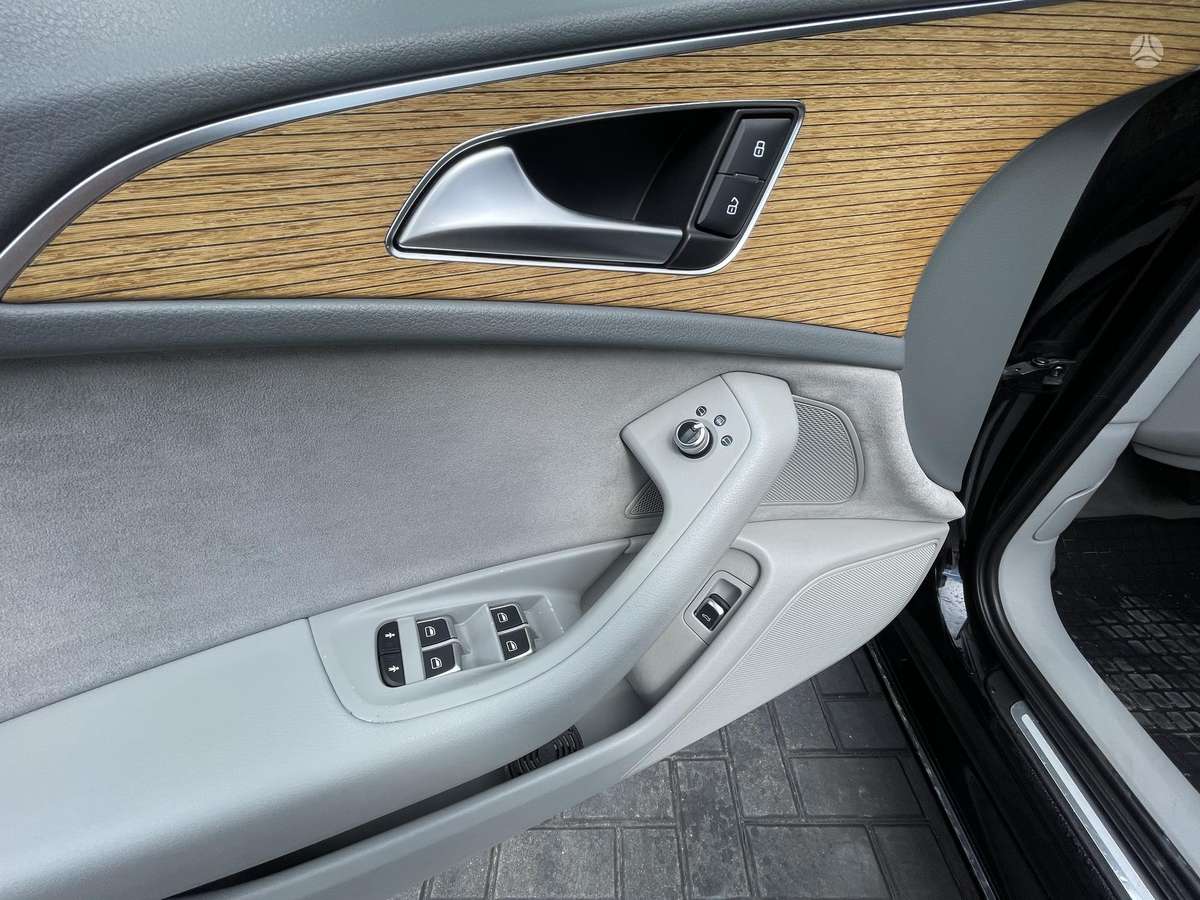 Audi A6, 2.0 l., universalas