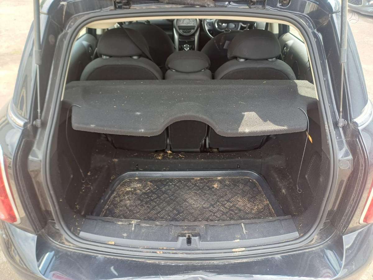 Mini Countryman dalimis. Color code b11 engine code n47c16a n47n
