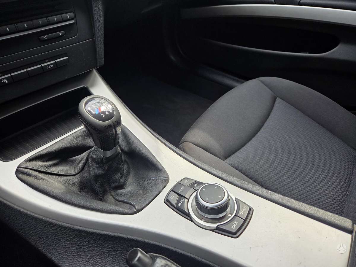 BMW 320, 2.0 l., wagon