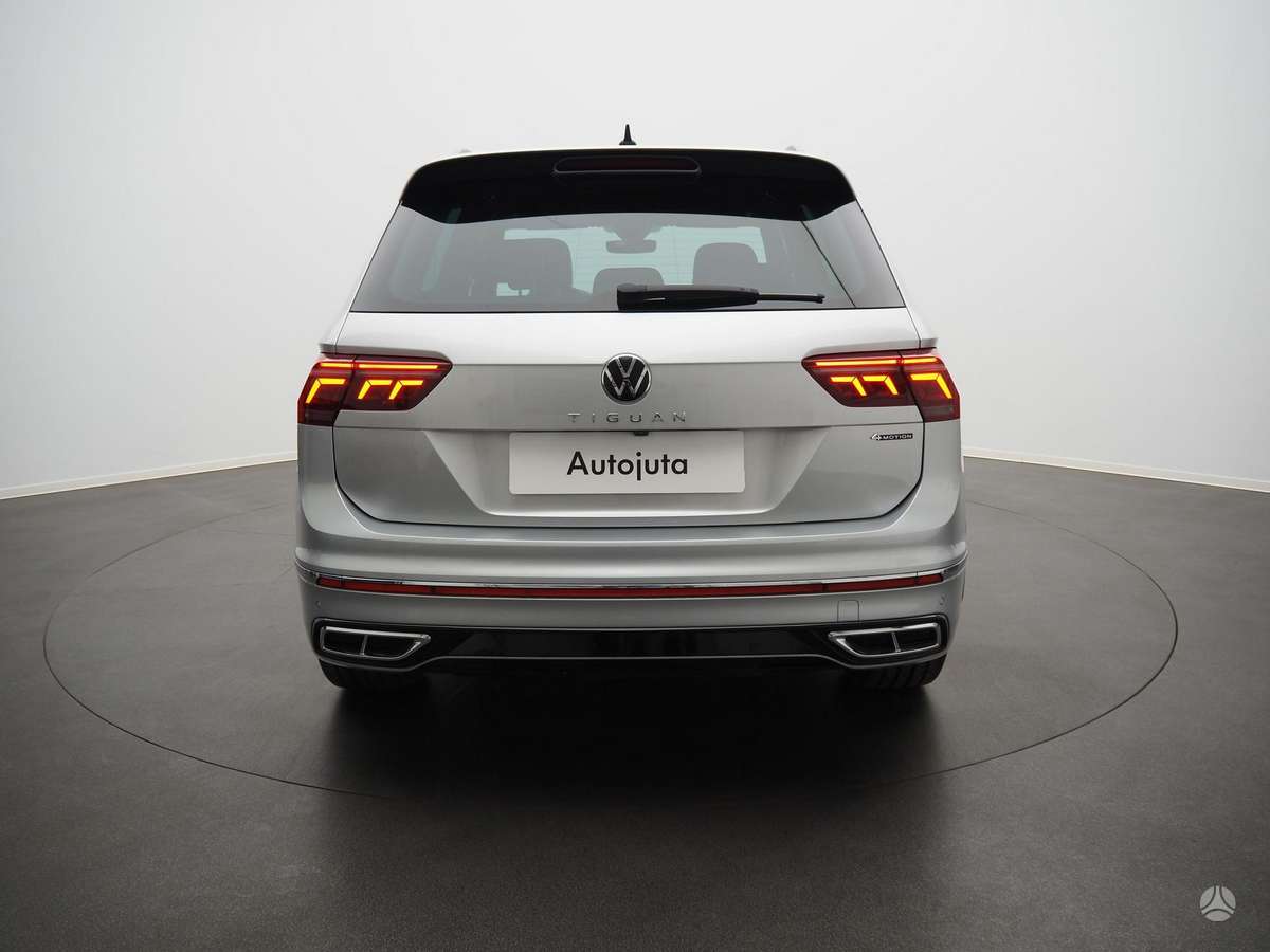 Volkswagen Tiguan - 5