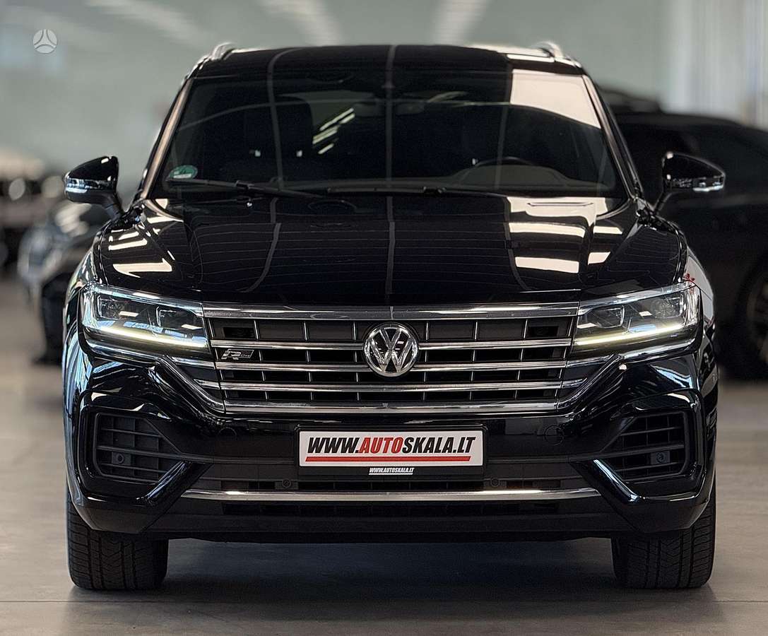 Volkswagen Touareg - 2