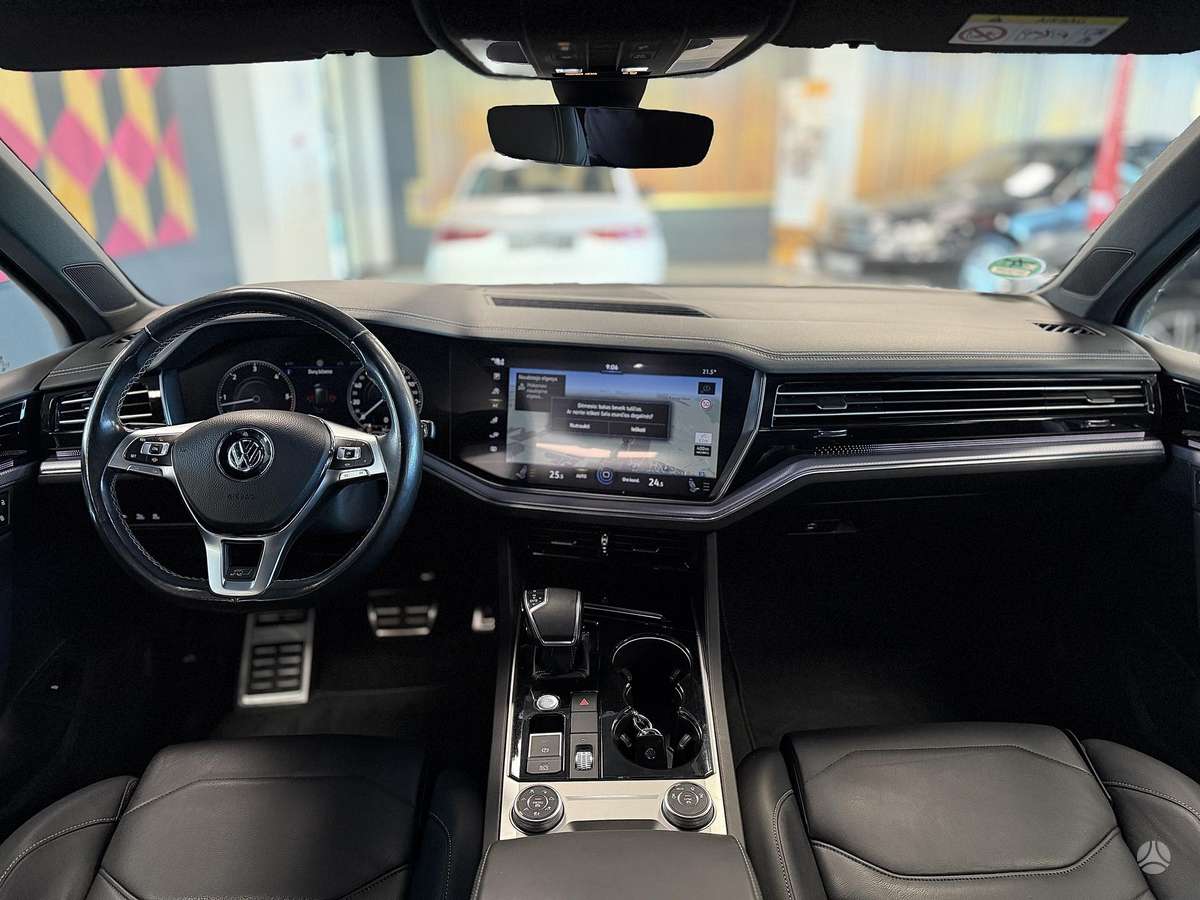 Volkswagen Touareg - 5