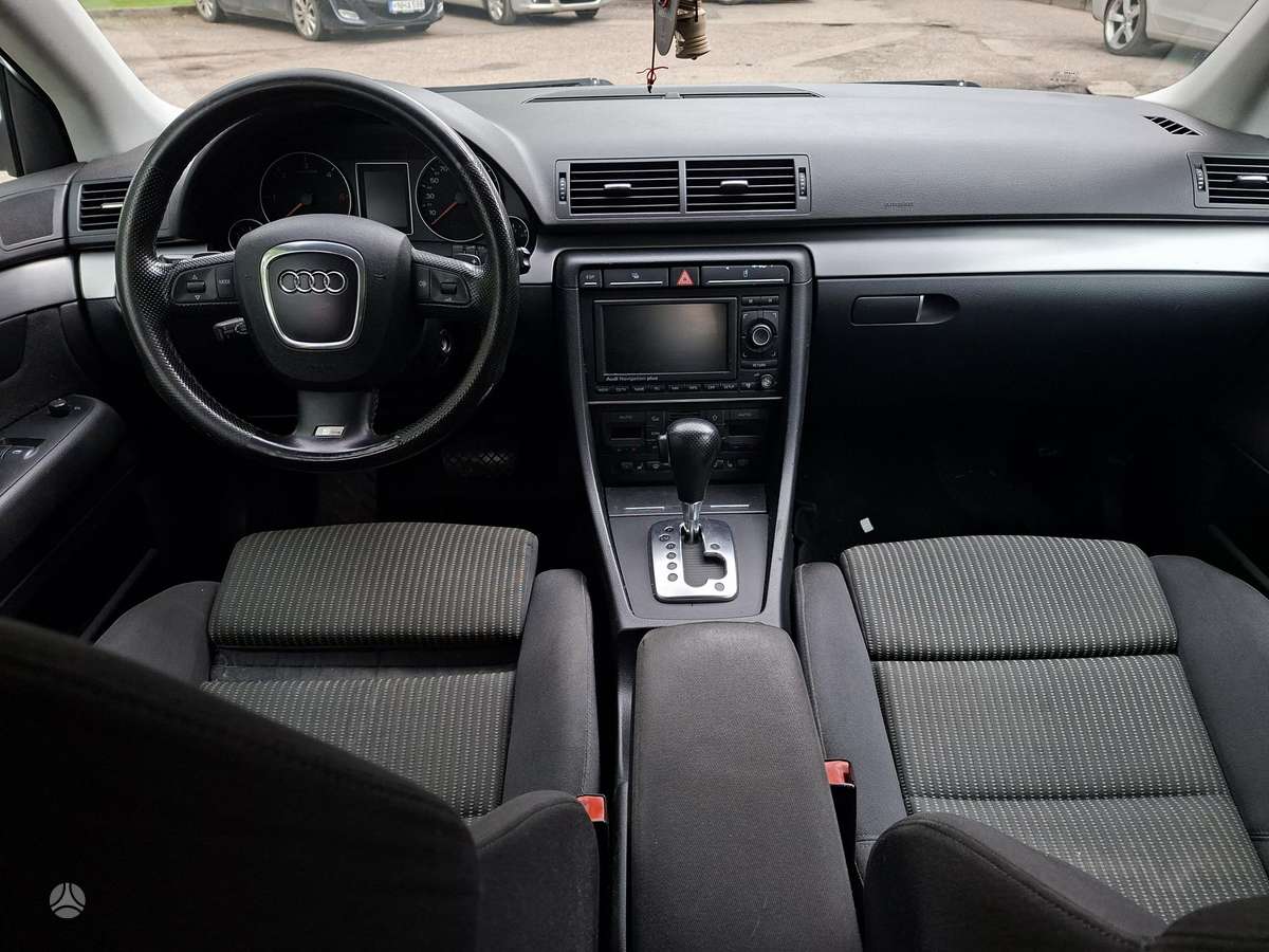 Audi A4, 2.0 l., universalas