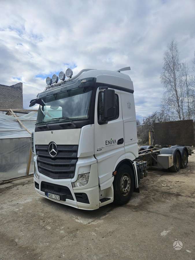 Mercedes-Benz 2545, шасси