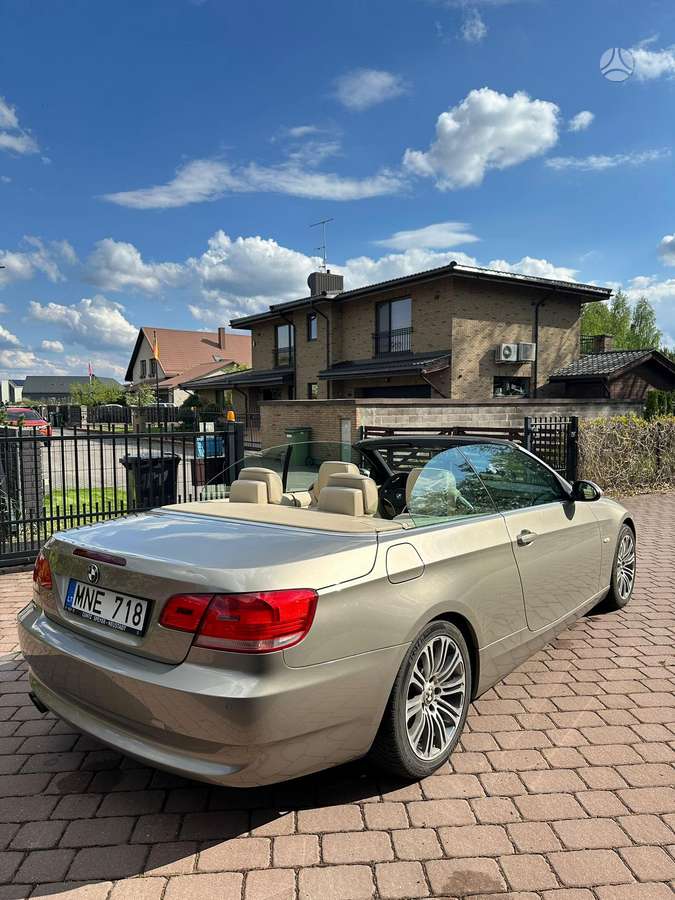 BMW 325, 3.0 l., convertible