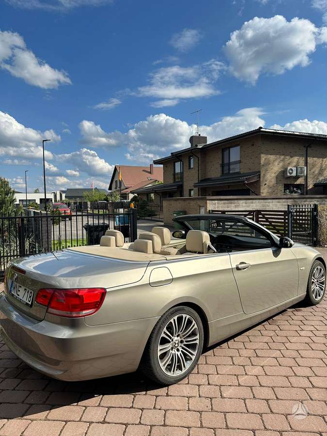 BMW 325, 3.0 l., convertible
