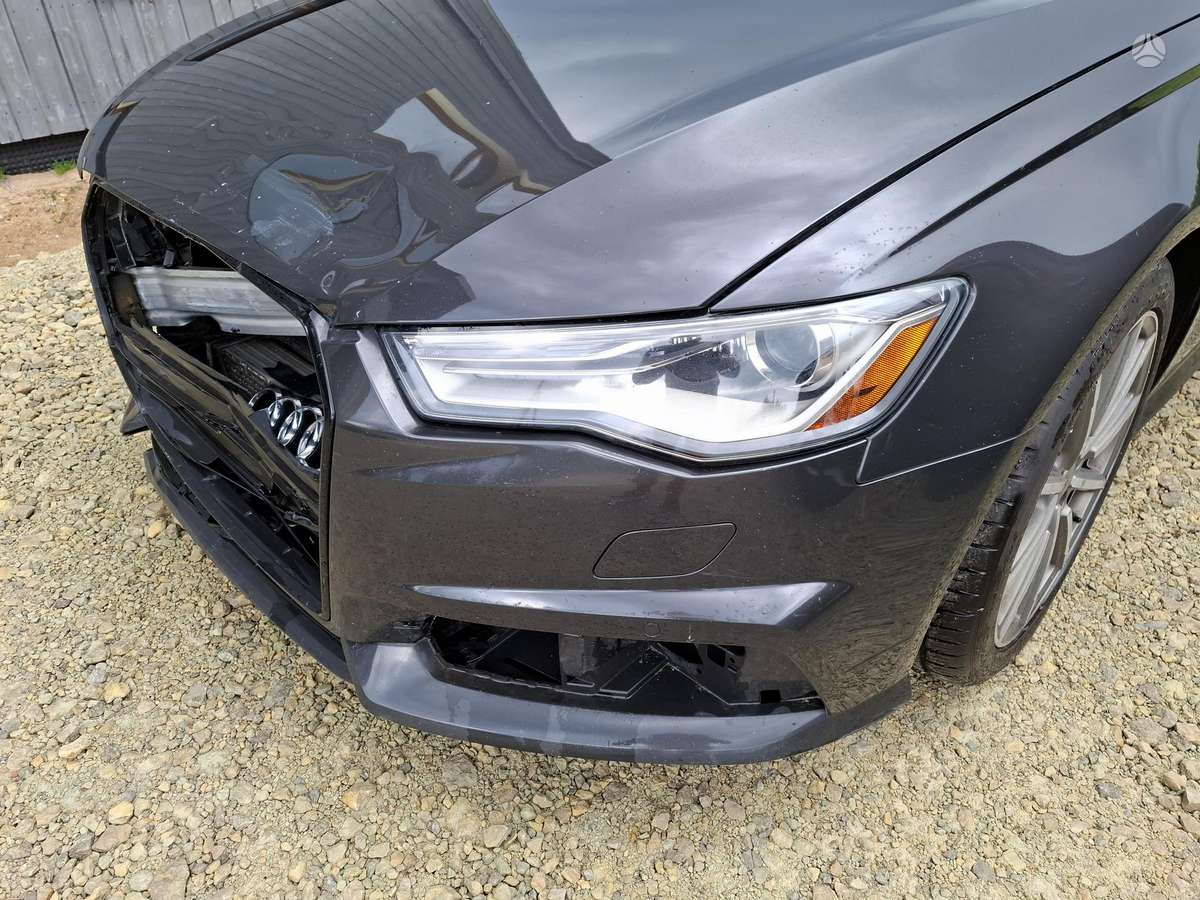 Audi A6, 2.0 l., Седан
