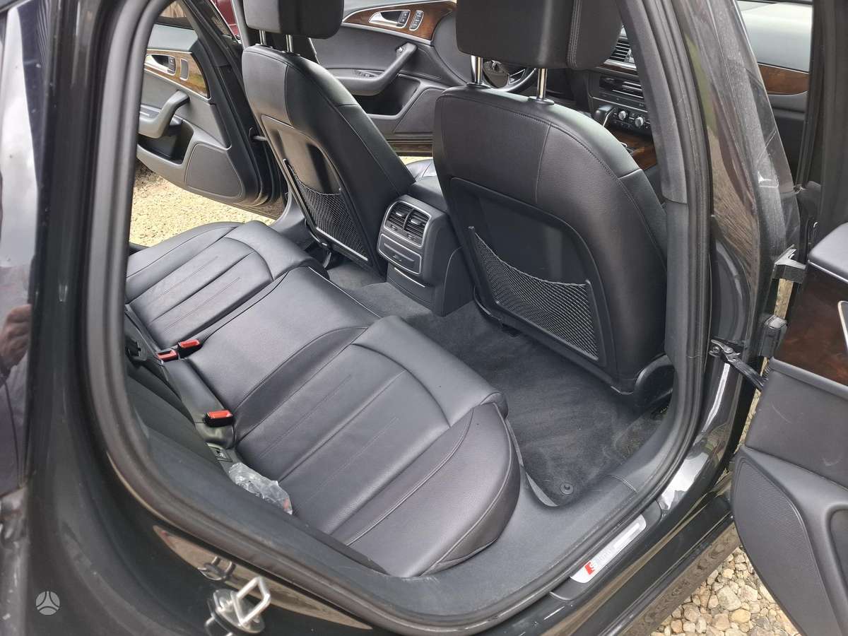 Audi A6, 2.0 l., saloon / sedan