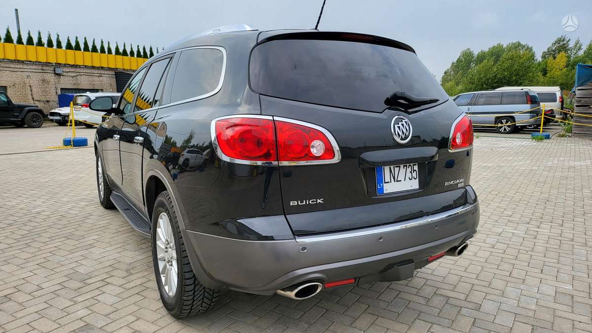 Buick Enclave, 3.6 l., off-road / crossover