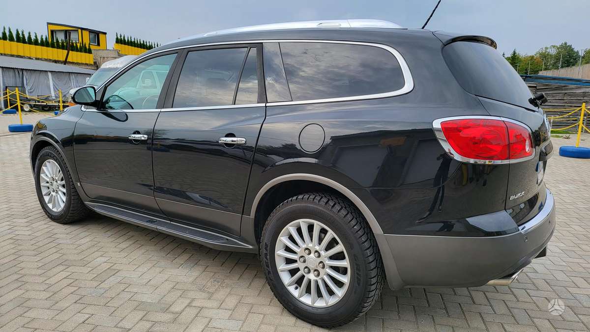 Buick Enclave, 3.6 l., off-road / crossover