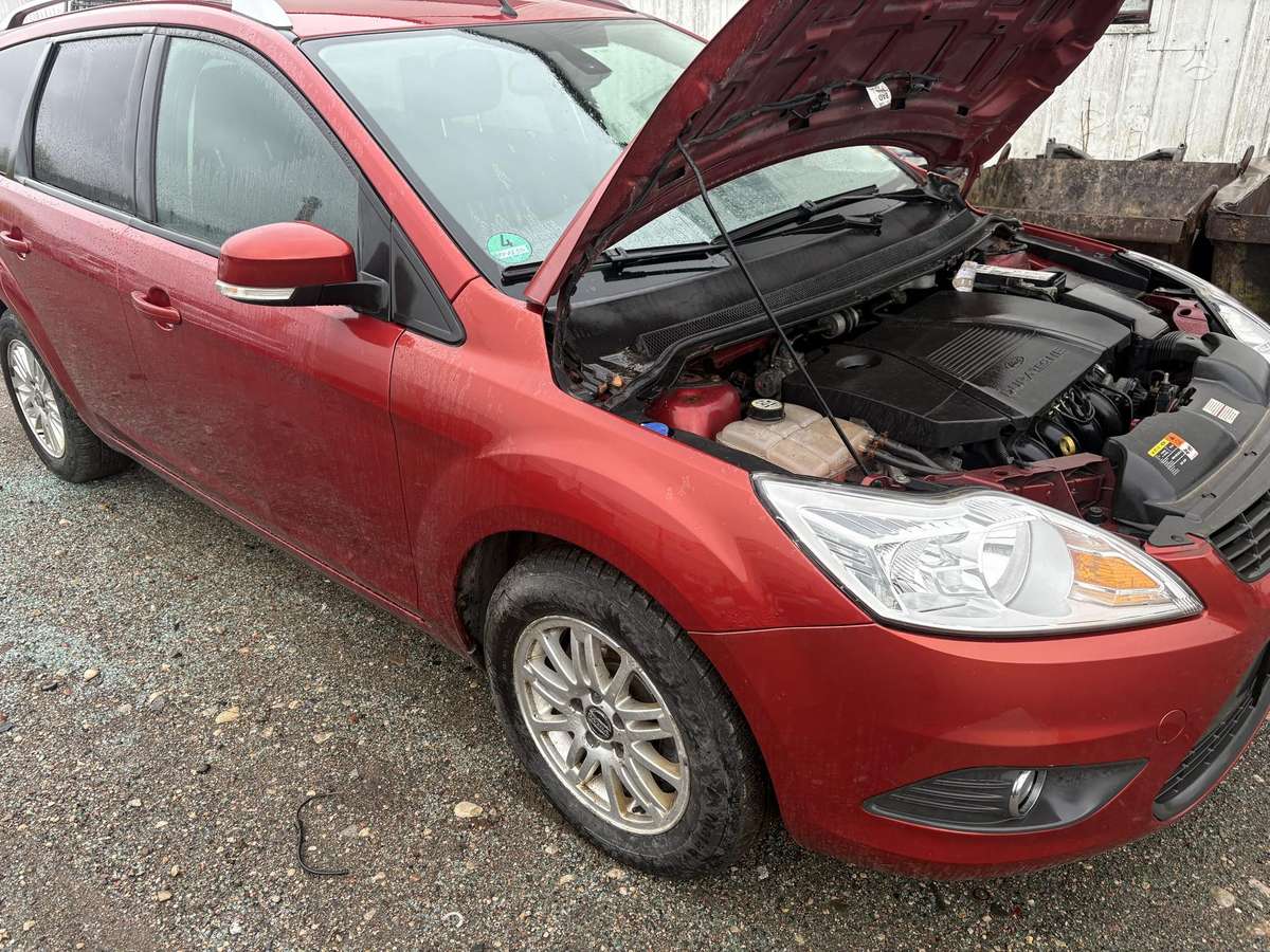 Ford Focus 37068366700