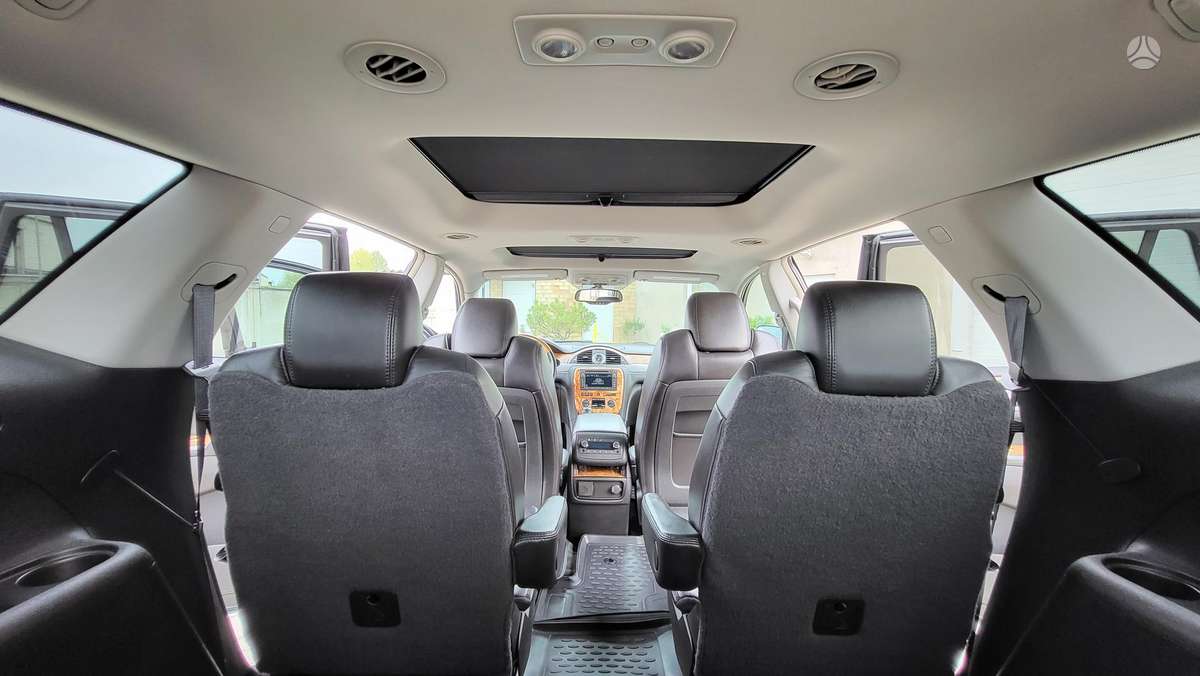 Buick Enclave, 3.6 l., off-road / crossover